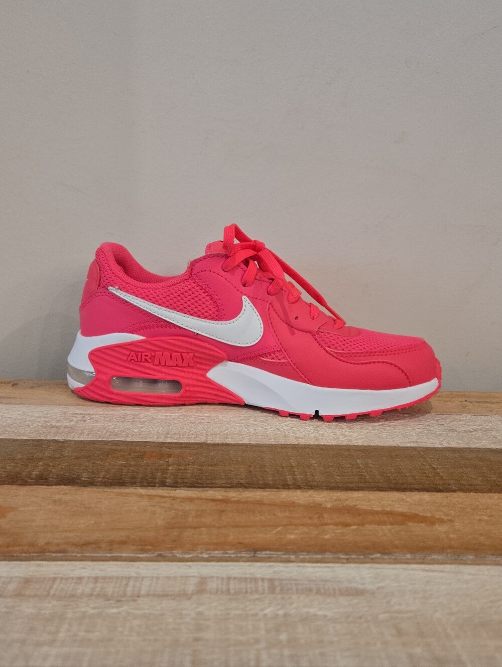 Nike Air Max Excee Hyper Pink White Women's - Picture 6 of 11